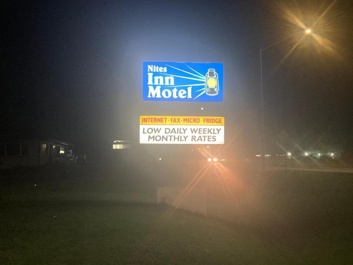 קורנוול Nites Inn Motel מראה חיצוני תמונה